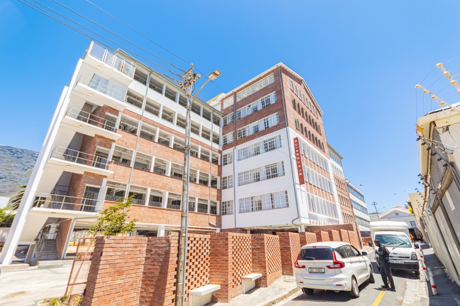 1 Bedroom Property for Sale in Gardens Western Cape